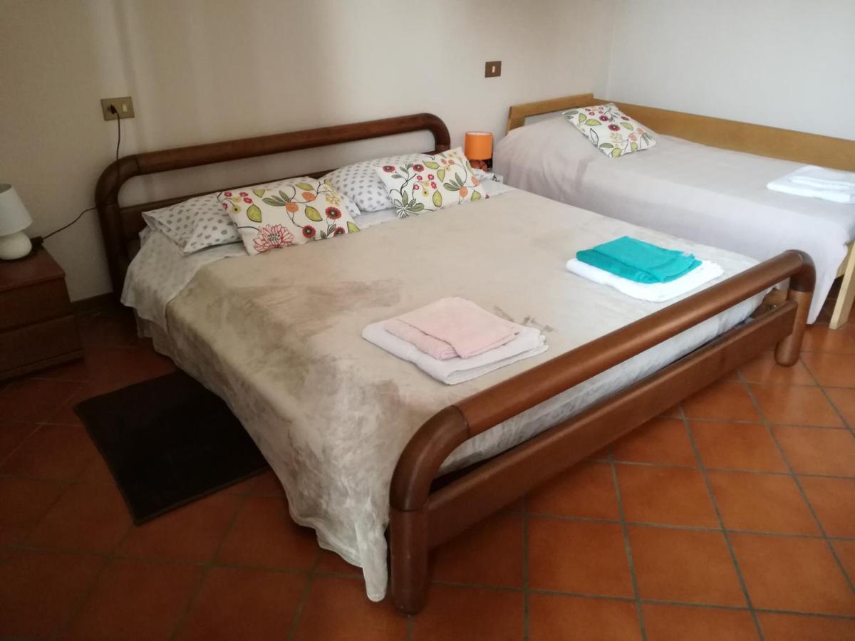 Casale Cadeloro Villa Nebbiuno ภายนอก รูปภาพ