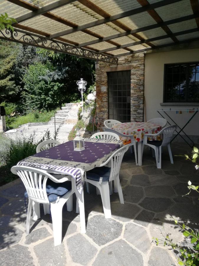 Casale Cadeloro Villa Nebbiuno ภายนอก รูปภาพ