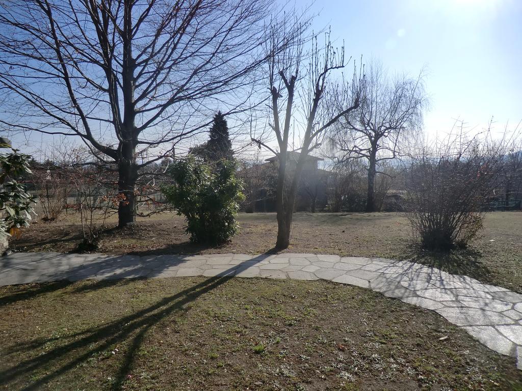 Casale Cadeloro Villa Nebbiuno ภายนอก รูปภาพ
