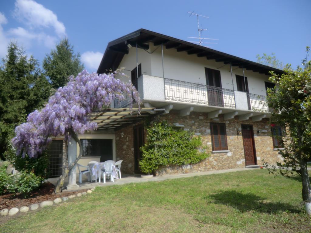 Casale Cadeloro Villa Nebbiuno ภายนอก รูปภาพ